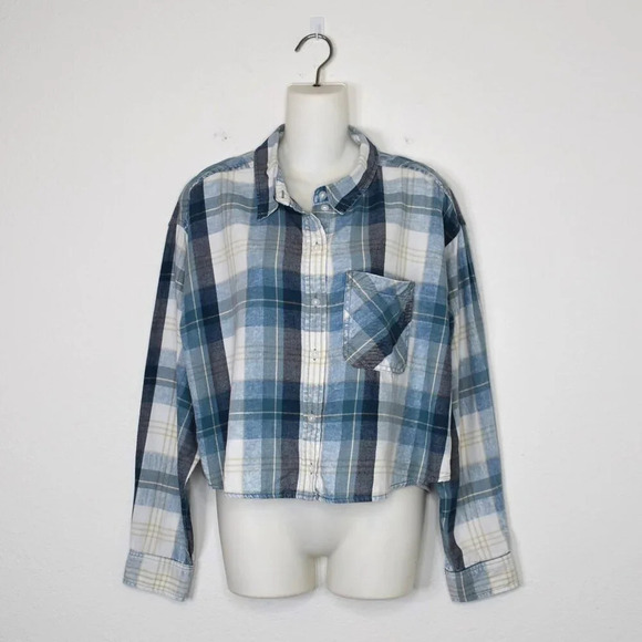 American Eagle Flannel Plaid Button Down Shirt Sz M Crop Oversized Preppy 90s - Picture 1 of 15